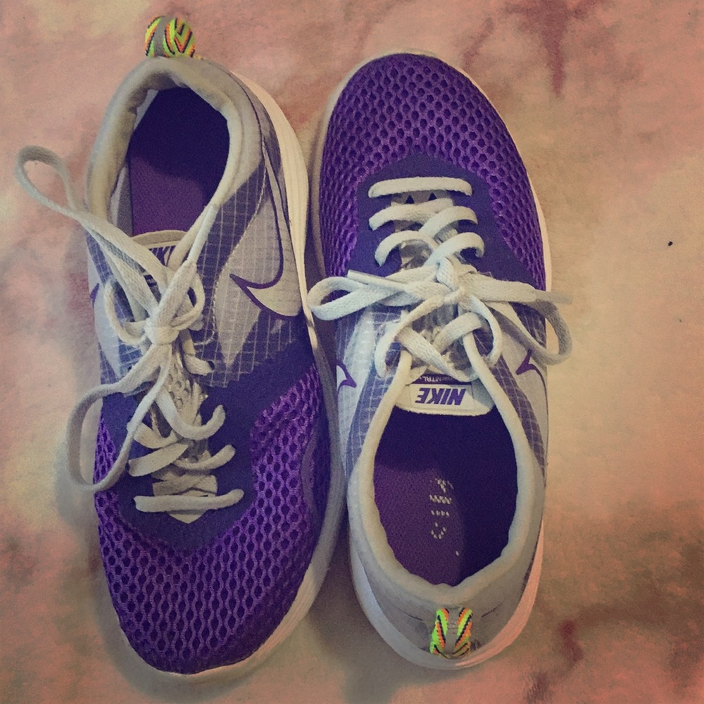 Nuke youth shoes